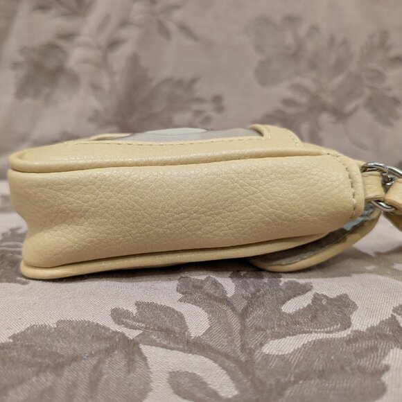 Nine West Tan Wristlet Flip Phone and ID Holder, Used - Picture 2 of 13